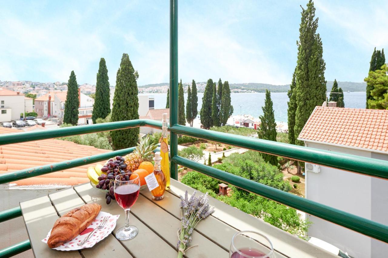 Vila Veljko โอครูกกอร์นญี ภายนอก รูปภาพ